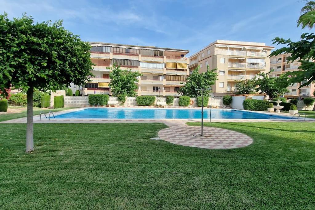 Bungalow Con Jardin Y Piscina Cerca De La Playa Oropesa del Mar Exterior photo